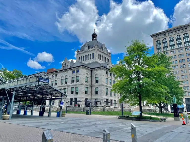 Go On a Downtown Lexington Food Tour! * Where I've Been